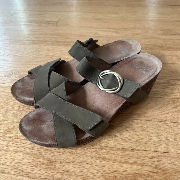 Dansko Susie Leather Crisscross Strap Wedge Sandals Women's Size 41 - Picture 1 of 9